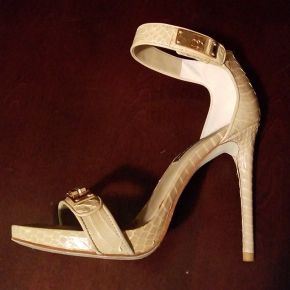 BCBG Heels - Picture 2 of 4